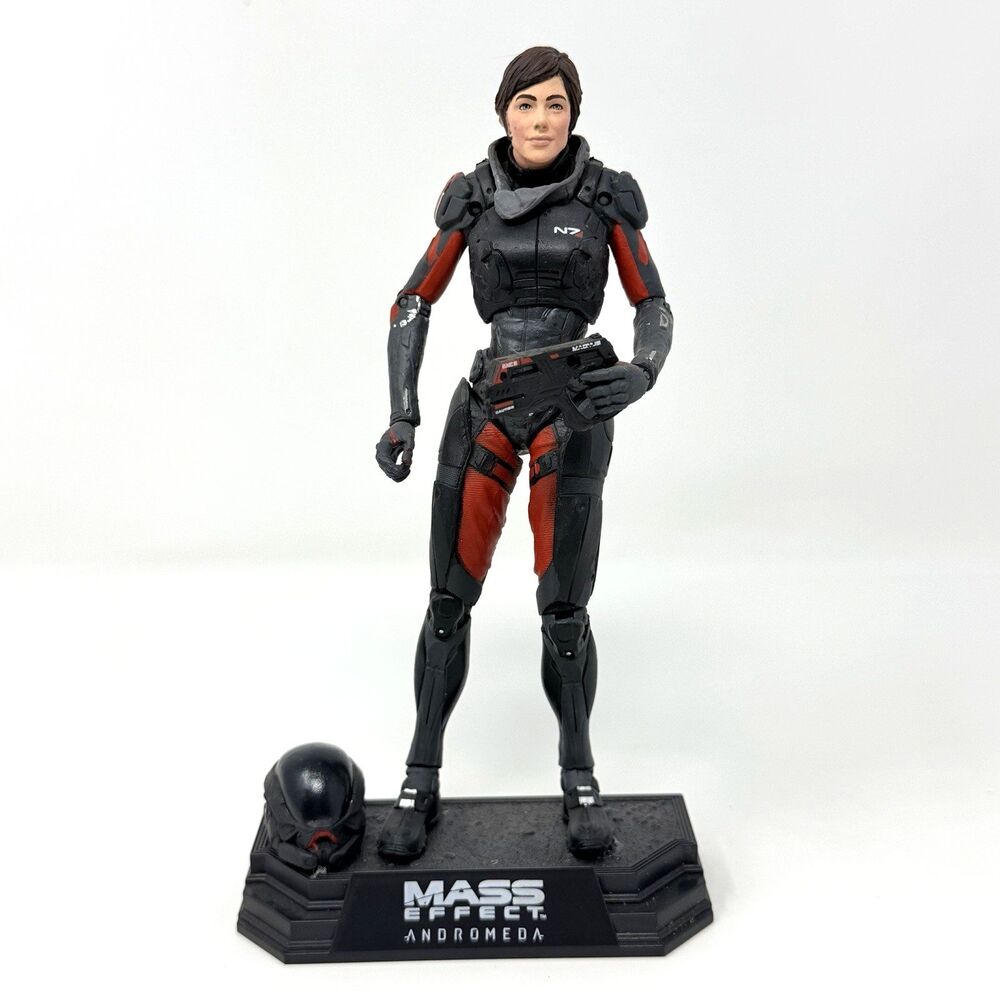 McFarlane Mass Effect Andromeda Sara Ryder Color Tops 22 7in Figure Rifle Base